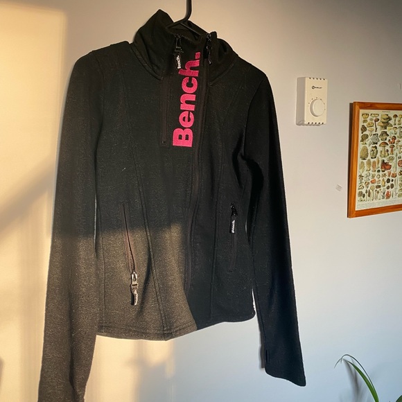 Bench Zip up SOLD - Picture 1 of 2